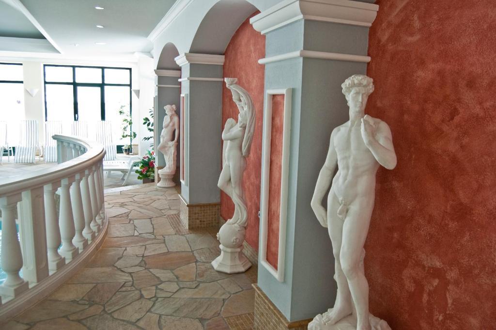 Hotel Wagner オーバータウエルン エクステリア 写真